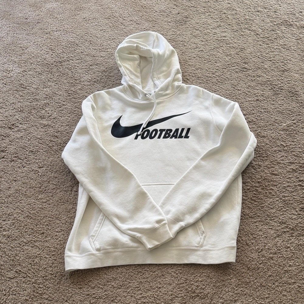 NWOT Men’s Nike Club Fleece Hoodie